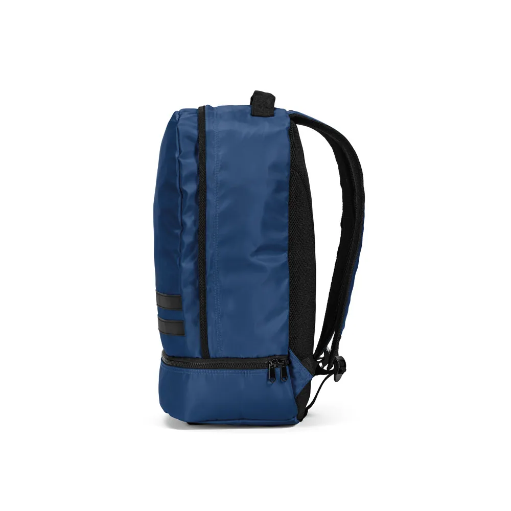 MANCHESTER. Mochila em poliéster reciclado 290T e sarja com compartimento para sapatos (25 L) - Thumbnail 10