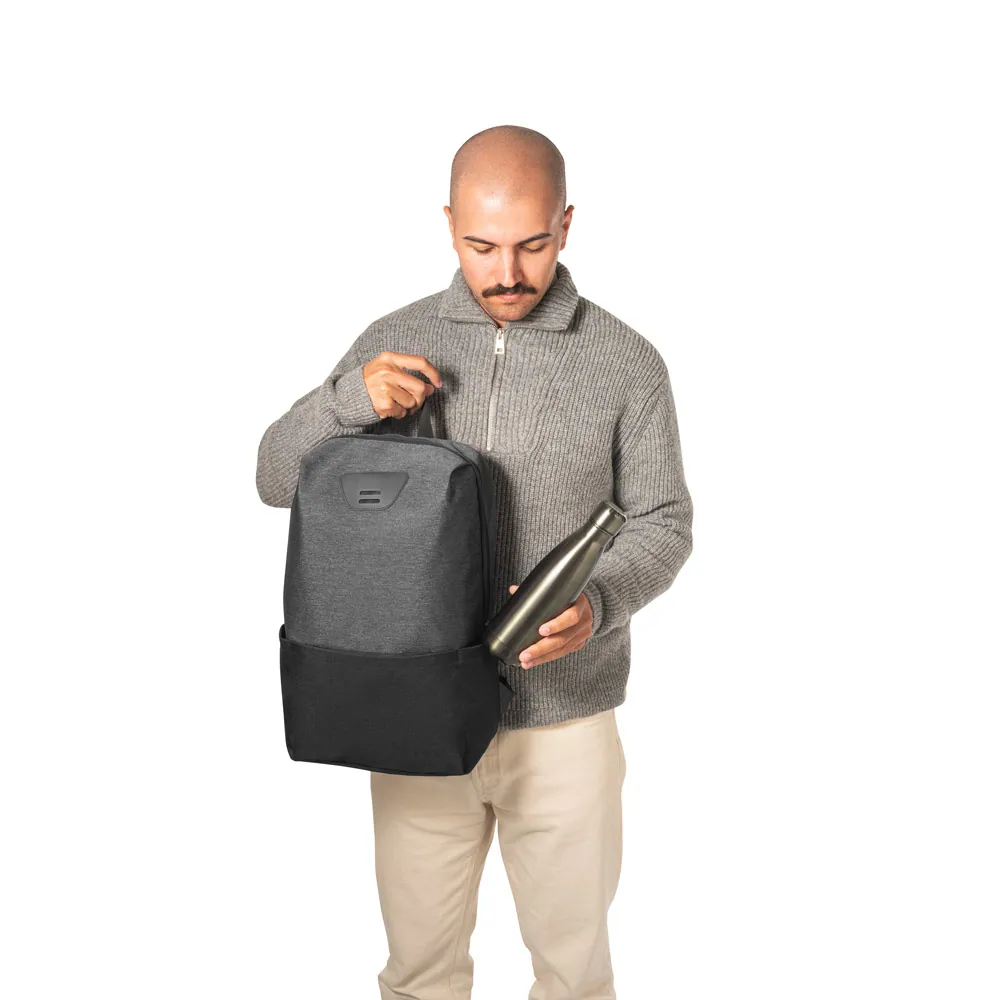 DOUALA. Mochila para notebook (15.6") em 300D 2Tone de alta densidade 2Tone em nylon (17 L) - Thumbnail 8