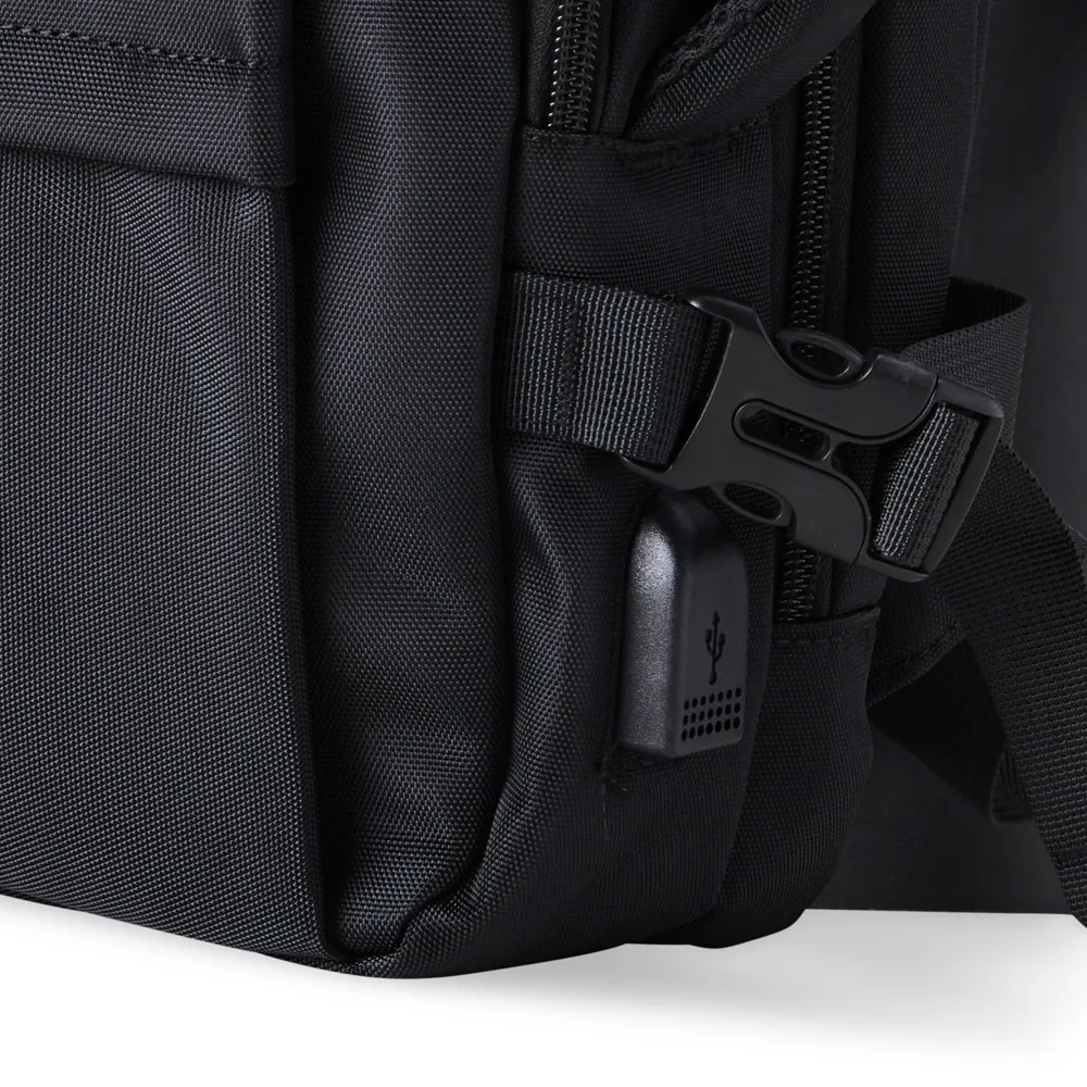 Mochila de Nylon USB 20 Litros - Thumbnail 5