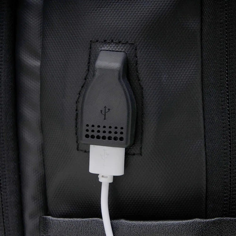 Mochila Couro Sintético USB 20L - Thumbnail 7