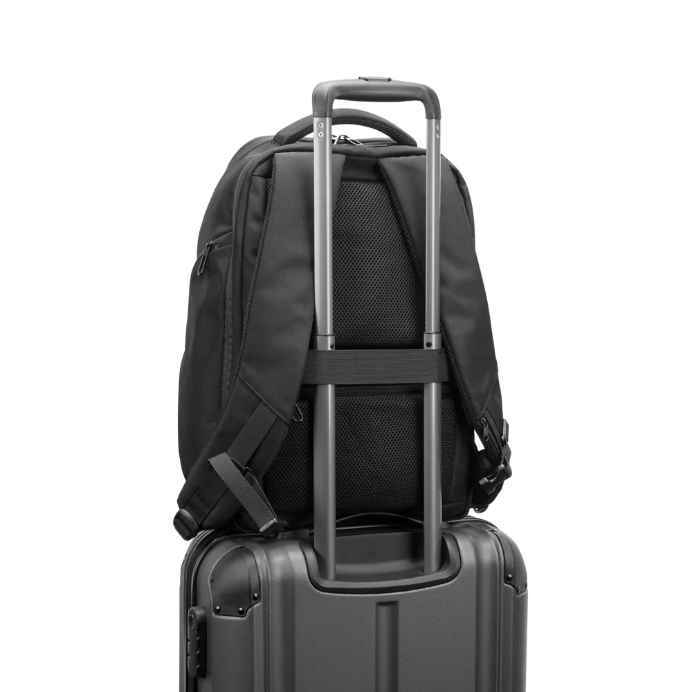 WILMINGTON. Mochila para notebook (17.3") com compartimento para organizar e transportar roupas em viagens (24L) - Thumbnail 6