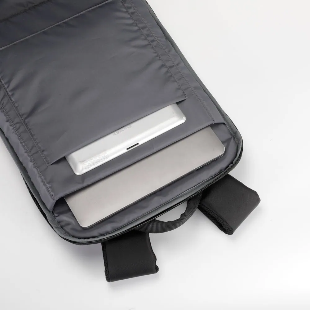 Mochila de Poliéster USB 25 Litros - Thumbnail 5