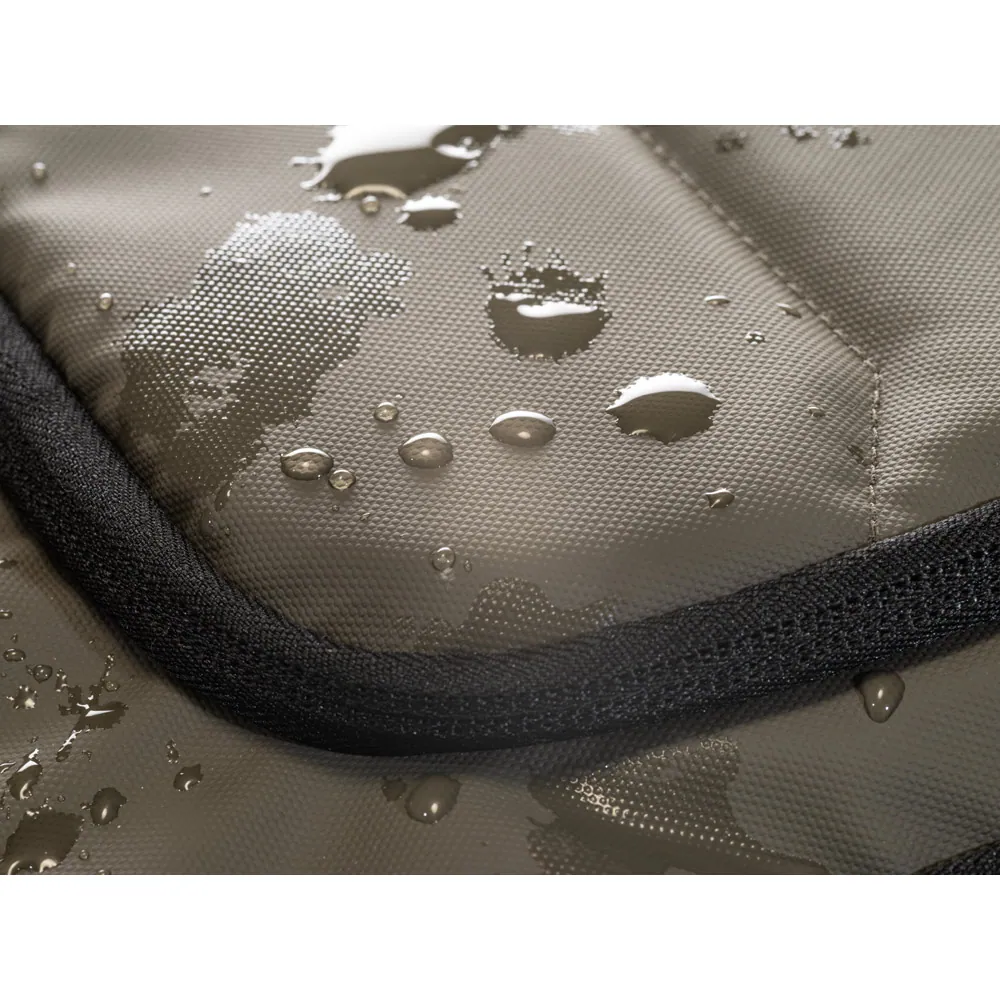 TOULON. Mochila para notebook (16") em poliéster reciclado 600D de alta densidade, com revestimento resistente à água (19 L) - Thumbnail 6