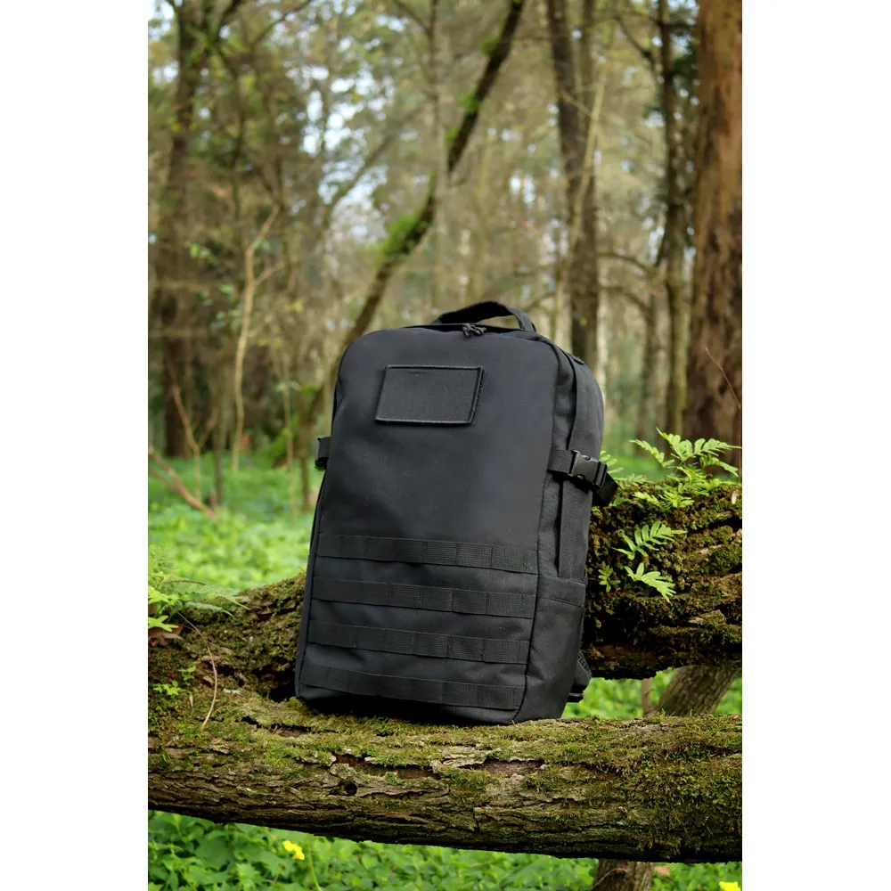 EDINBURGH BPACK. Mochila estilo militar em poliéster reciclado 600D de alta densidade, com bolso para notebook (17.3") 21 L - Thumbnail 16