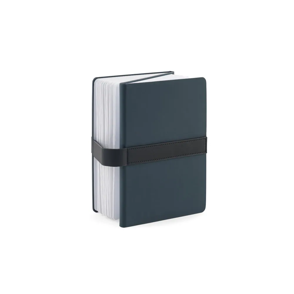 HILST. Caderno A5 com capa dura em 80% materiais reciclados estruturado em duas partes: páginas pautadas e páginas lisas - Thumbnail 6