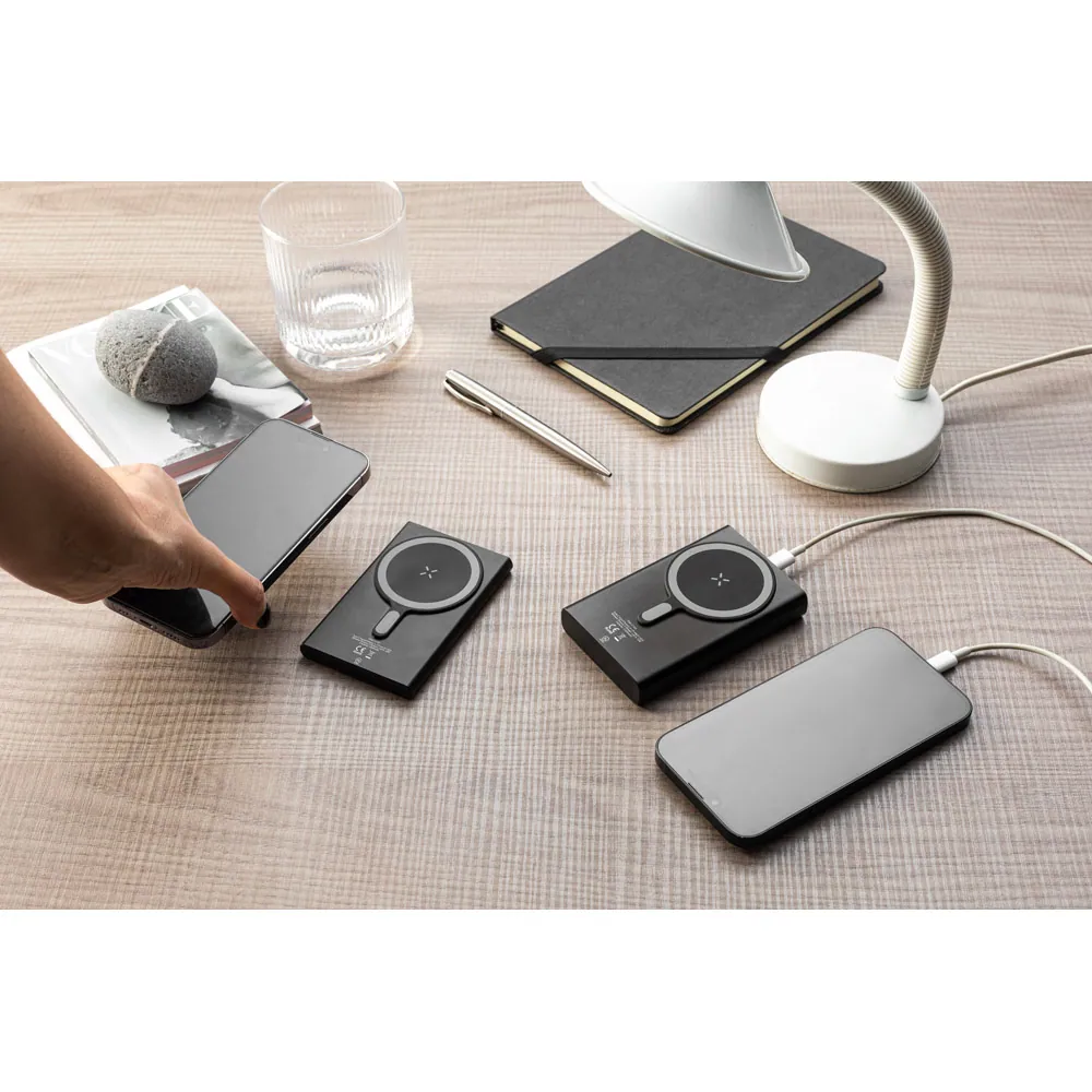 WRIGHT 5. Bateria portátil magnética com carregamento super-rápido em alumínio reciclado e ABS reciclado (5.000 mAh) - Thumbnail 6