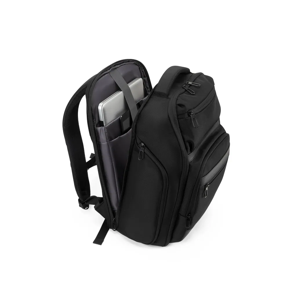 WILMINGTON. Mochila para notebook (17.3") com compartimento para organizar e transportar roupas em viagens (24L) - Thumbnail 8