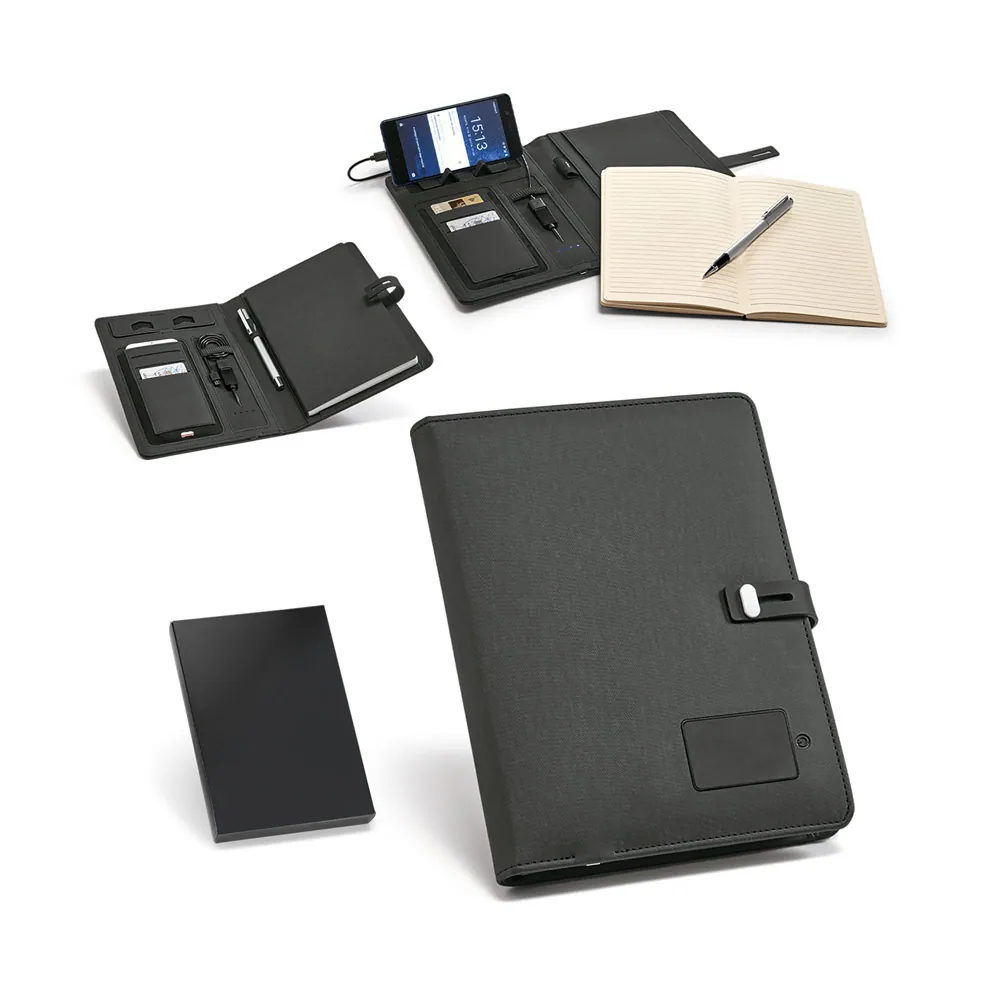 AFONSO. Pasta A5 em c. sintético com bateria portátil embutida (lítio) 4.000 mAh e bloco com páginas pautadas