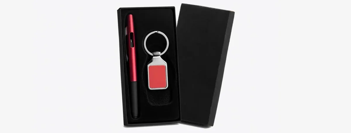 Caneta E Chaveiro Em Abs / Metal - Vermelho