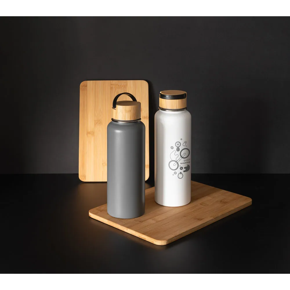 ARMSTRONG. Garrafa térmica em aço inox 90% reciclado de parede dupla isolada a vácuo, com revestimento em pó (1200 mL) - Thumbnail 8