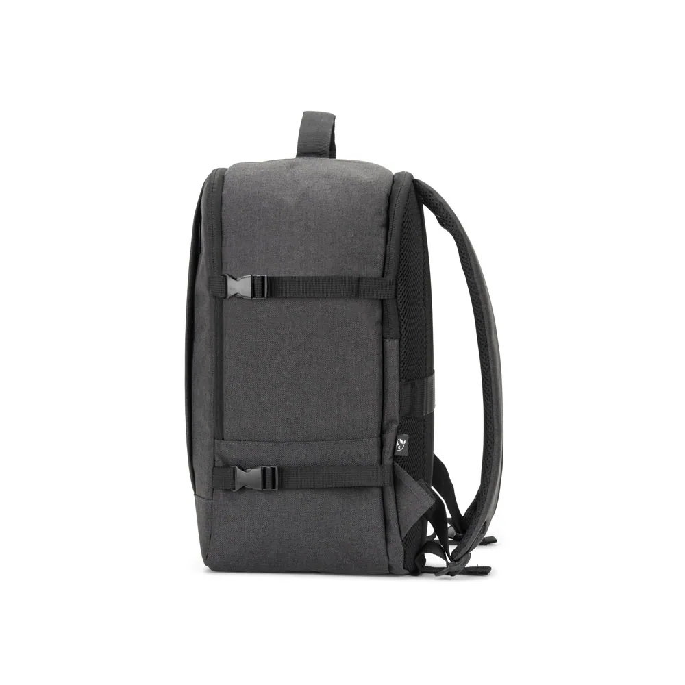 CIES. Mochila desenvolvida para cumprir as dimensões exigidas pelas companhias aéreas em poliéster reciclado 600D de alta densidade com acabamento repelente à água (20 L) - Thumbnail 5