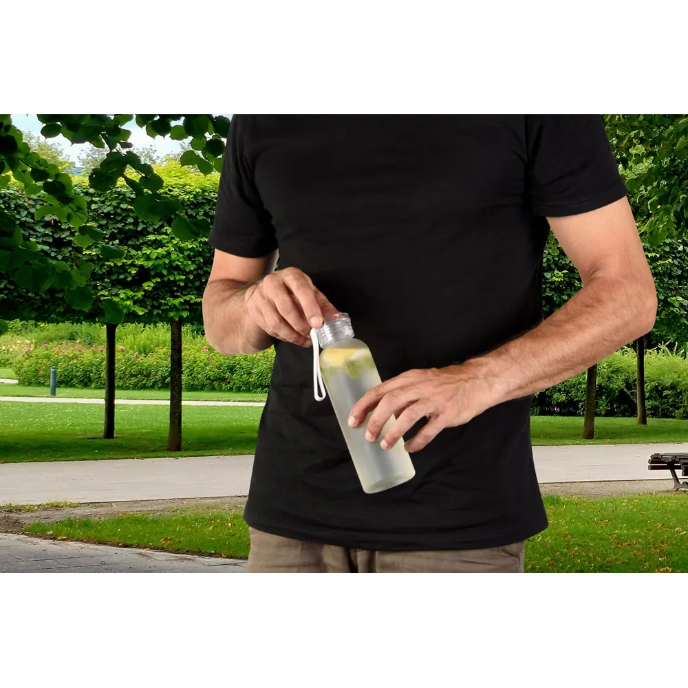 CARGNIN. Squeeze esportiva em PET 100% reciclado, com acabamento fosco (600 mL) - Thumbnail 8