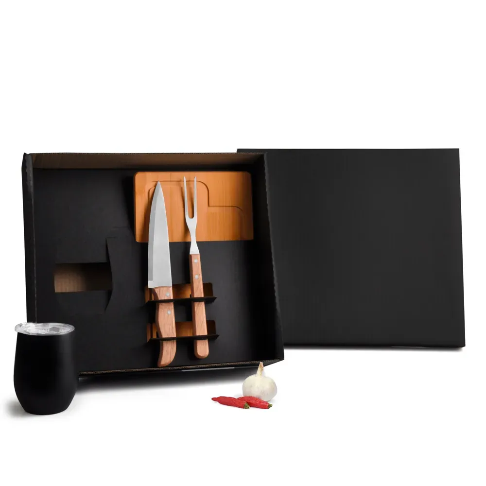 Kit Para Churrasco Com Copo Térmico - 4 Pçs