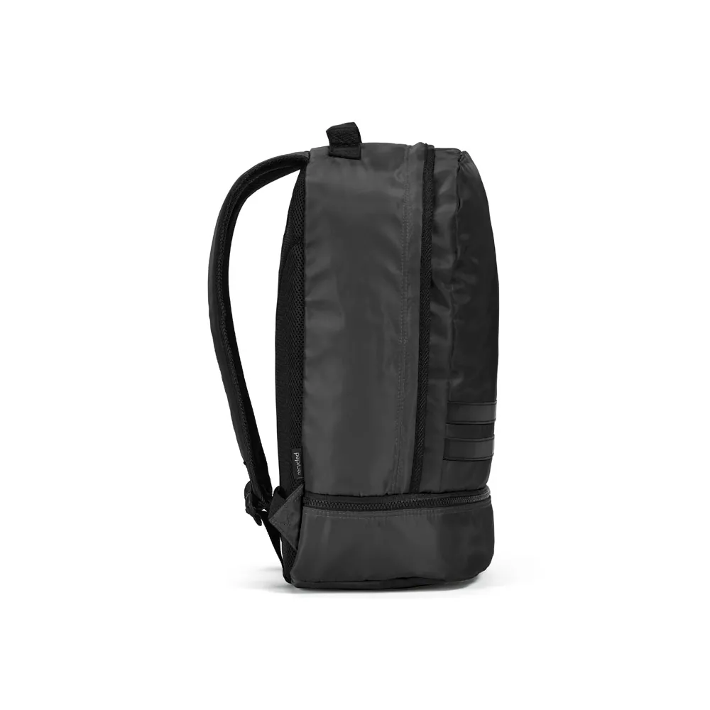MANCHESTER. Mochila em poliéster reciclado 290T e sarja com compartimento para sapatos (25 L) - Thumbnail 5