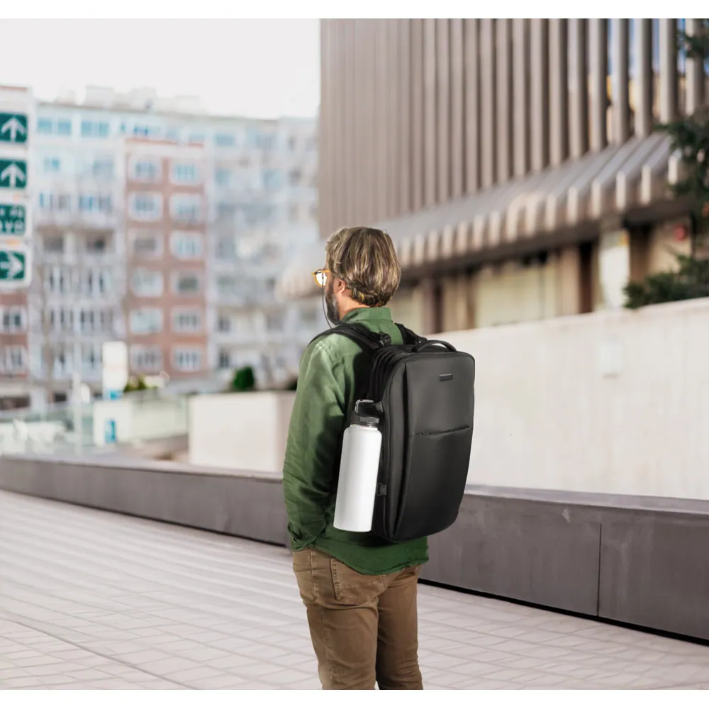 DALLAS PLATE. Mochila de viagem para notebook (17.3") em poliéster reciclado 600D de alta densidade, com compartimento para arrumação (29 L) - Thumbnail 13