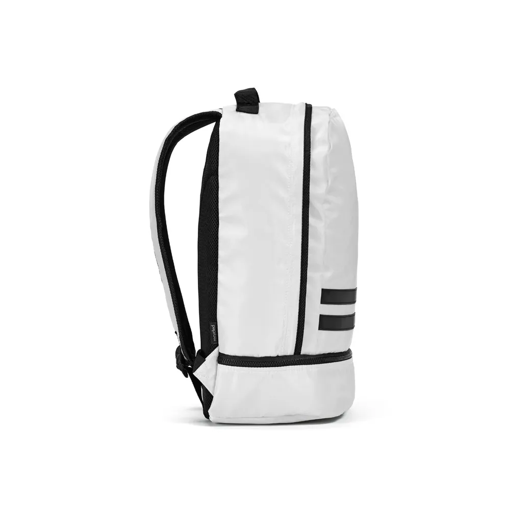 MANCHESTER. Mochila em poliéster reciclado 290T e sarja com compartimento para sapatos (25 L) - Thumbnail 16