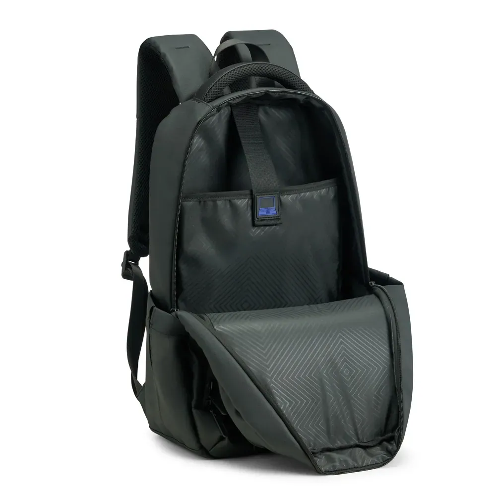Mochila Em Pu/Polyester - Premium - 24L - Preta - Thumbnail 6